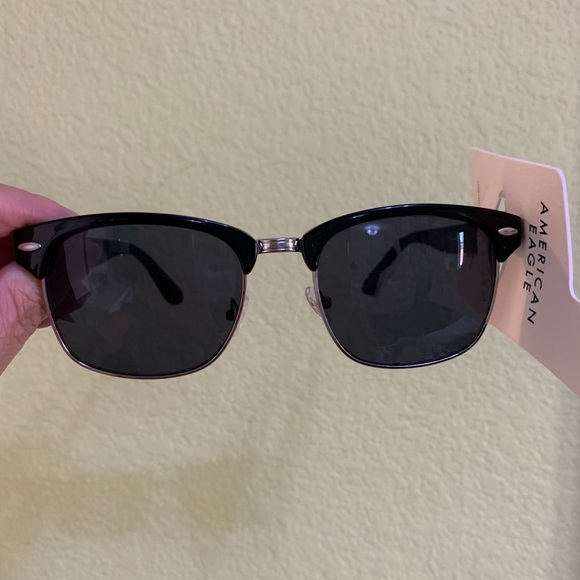 American eagle Sunglasses - Picture 9 of 13